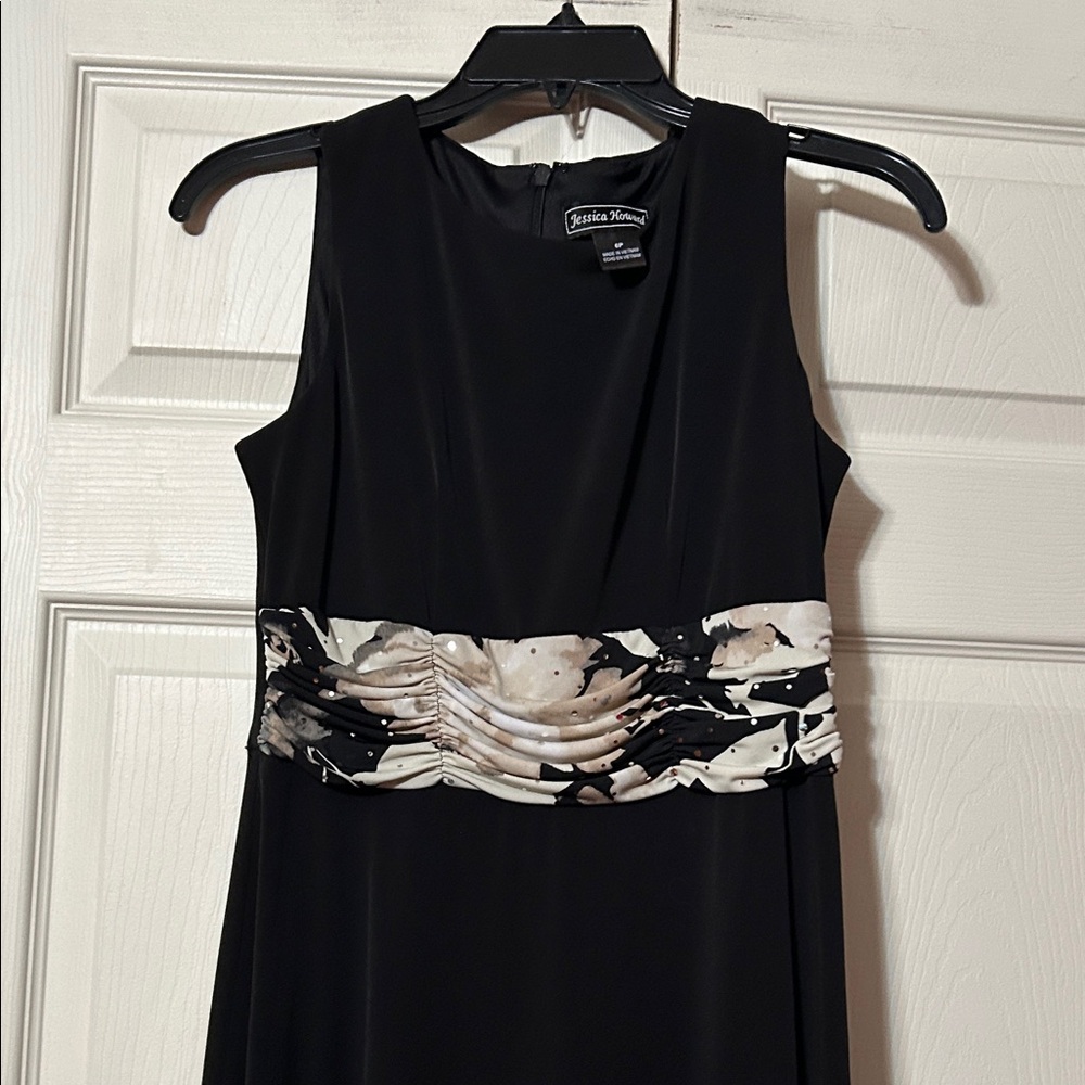 Jessica Howard 6P Black Dress & Neutral Floral Jacket w/Sequins Two-Piece Set - Picture 6 of 7